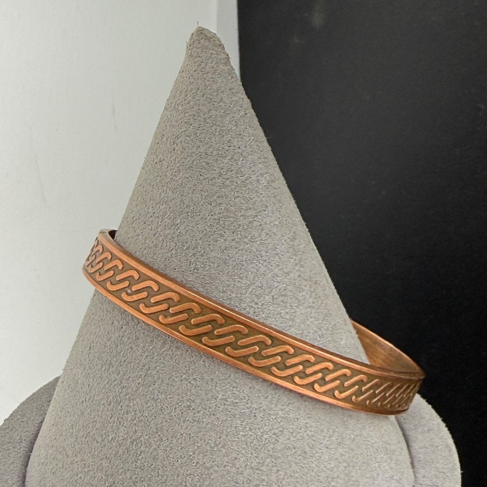 Vintage Estate Cuff Bracelet Copper Western Geometric 7 READ